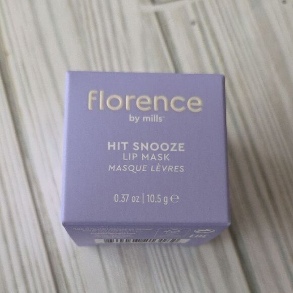 florence by mills Other - Hit Snooze Lip Mask - Purple